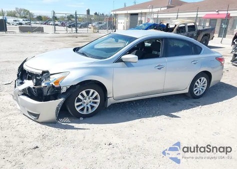 2015 Nissan Altima 2.5 S из США, поврежденный, VIN 1N4AL3AP2FC276525